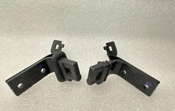 Audi A6 S6 C6 4F Tie down hook / loop 4F9863583B 4F9863584B