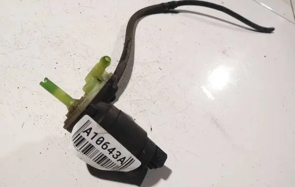 Opel Combo C Windscreen/windshield washer pump 13248320