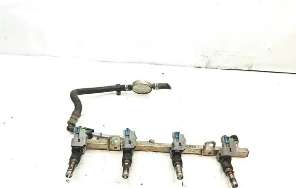 Opel Astra H Fuel main line pipe 55559375