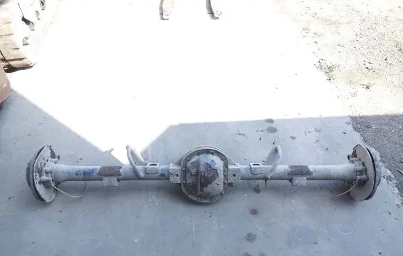 Iveco Daily 4th gen Rear axle beam with reductor 7186886
