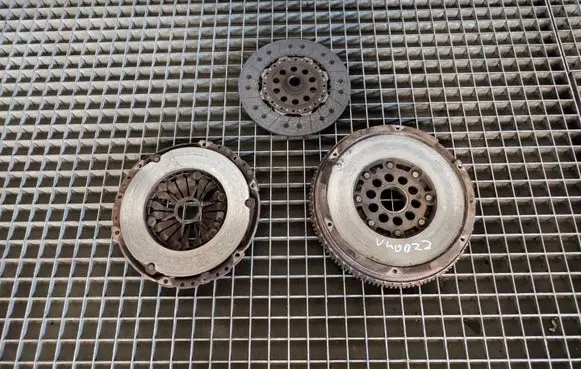 Volvo V40 Cross country Clutch set kit 31437170 31325682