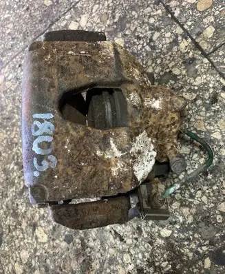 Audi A6 S6 C6 4F Front brake caliper 118190
