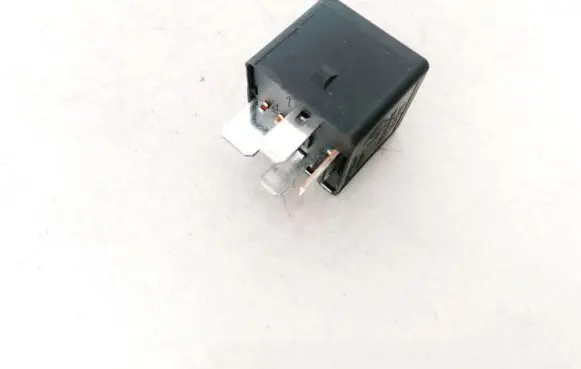 BMW 5 E60 E61 Other relay 61366901469