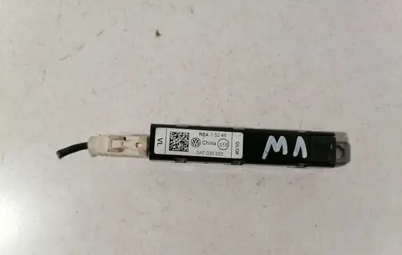 Volkswagen PASSAT B7 Aerial antenna amplifier 3AF035552