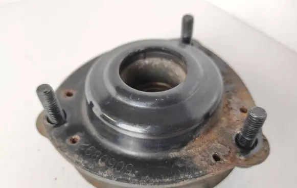 Saab 9-3 Ver1 Coil spring mount 5060892