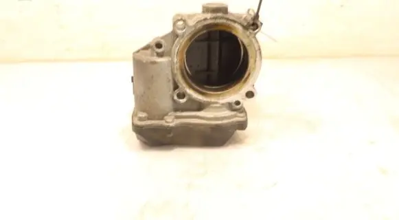 Audi A4 S4 B8 8K Throttle body valve 
