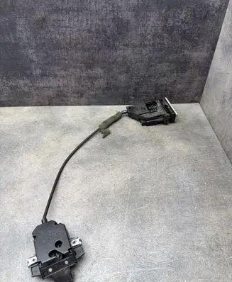 Porsche Cayenne (9PA) Glove box lock 7L5857147B REF40850
