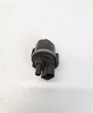 Audi A6 S6 C5 4B Valve vacuum 06B133459D 8X0421212