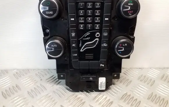 Volvo V40 Climate control unit 31288104