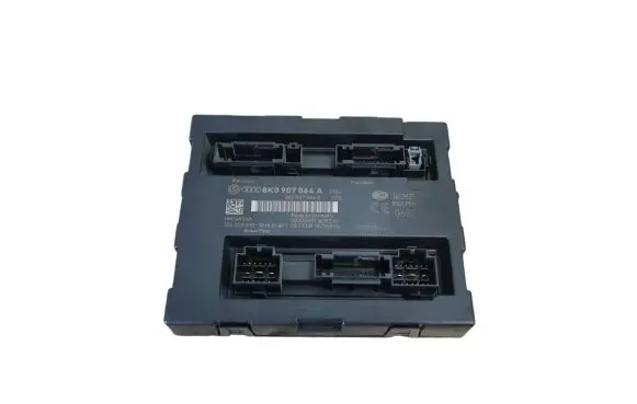 Audi A4 S4 B8 8K Comfort/convenience module 8K0907064A 5DK00991810