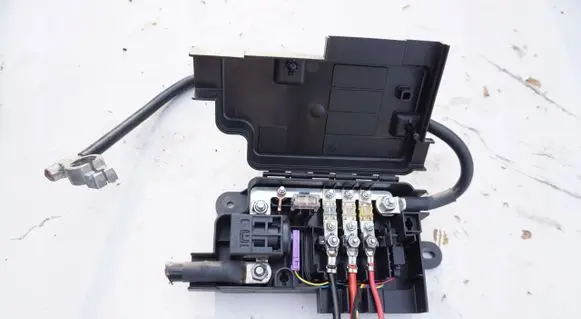 Positive wiring loom