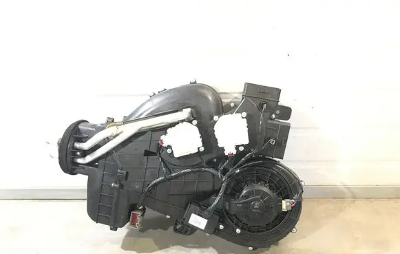 Dodge Durango Interior heater climate box assembly 68186198AD F00S382447 68232704AB