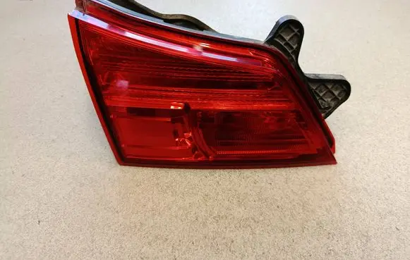 Subaru Legacy Tailgate rear/tail lights 23620073