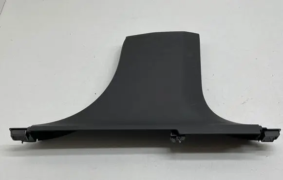Volvo XC90 (B) pillar trim (bottom) 31363586
