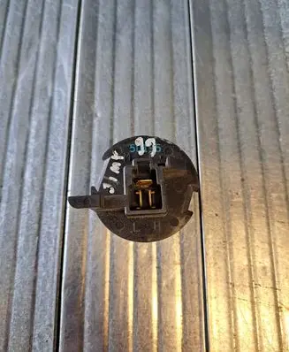Suzuki Jimny Heater blower motor/fan resistor 5U195