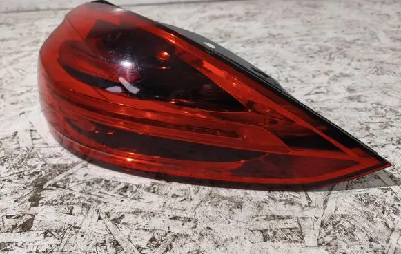 Porsche Cayenne (92A) Rear/tail lights 7P5945208H 90053372