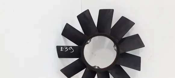 BMW 5 E39 Fan impeller 1744971