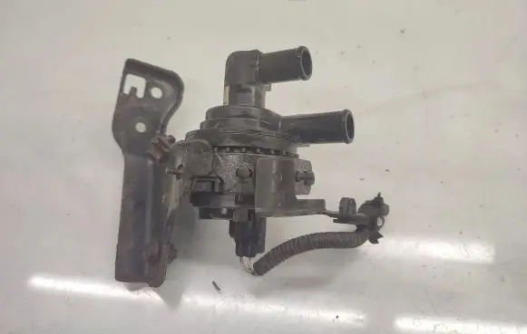 Lexus GS 250 350 300H 450H Electric auxiliary coolant/water pump