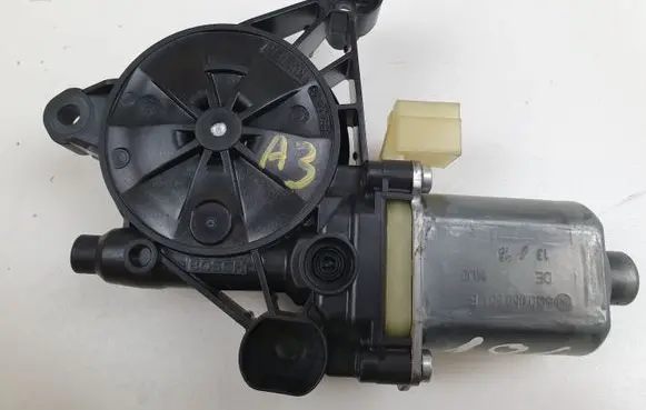 Audi A3 S3 8V Rear door window regulator motor 0130822717 5Q0959801