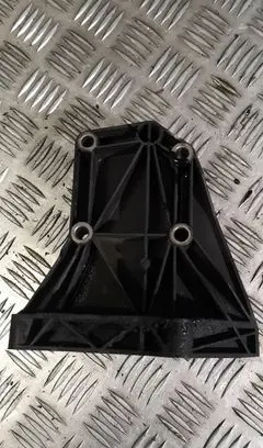 BMW 5 E60 E61 A/C compressor mount bracket 64557792202