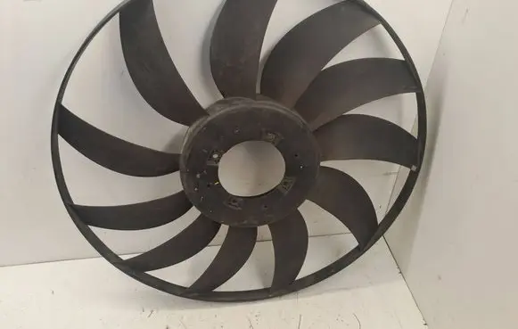 Mercedes-Benz E W211 Fan impeller 885001990