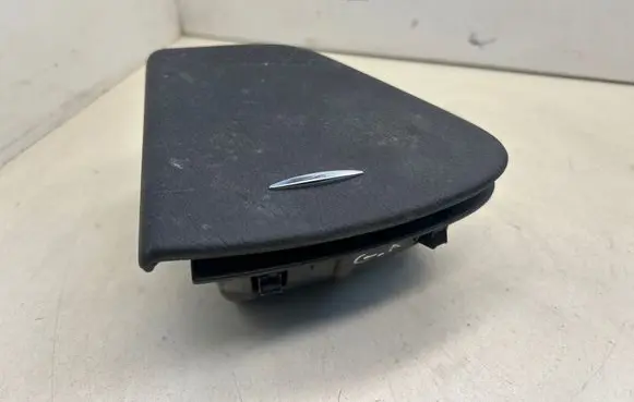 Mercedes-Benz E W211 Rear door ashtray A2118400174 20060906 7693802