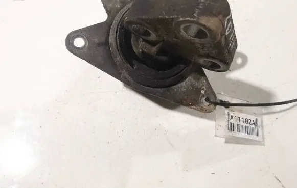 Opel Astra H Engine mount bracket 