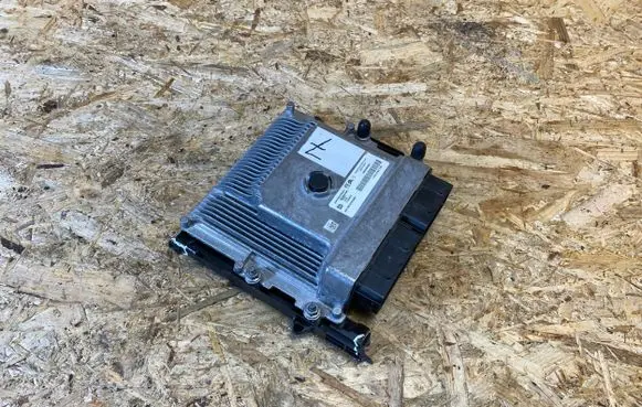 Peugeot 308 Engine control unit/module 9846386380