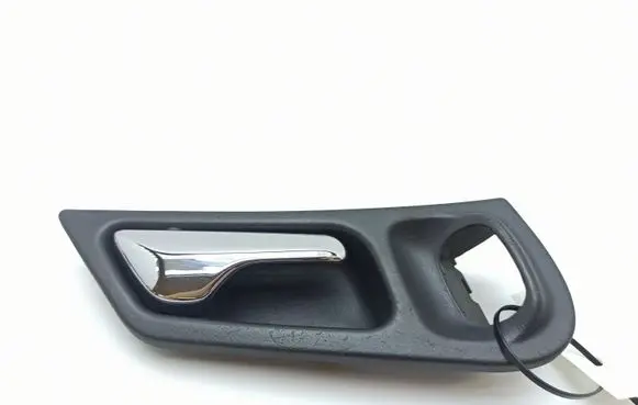 Mercedes-Benz C W203 Rear door interior handle A3183