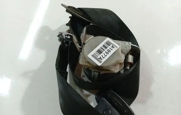 KIA Ceed Rear seatbelt 89810201H500 8981020-1H500
