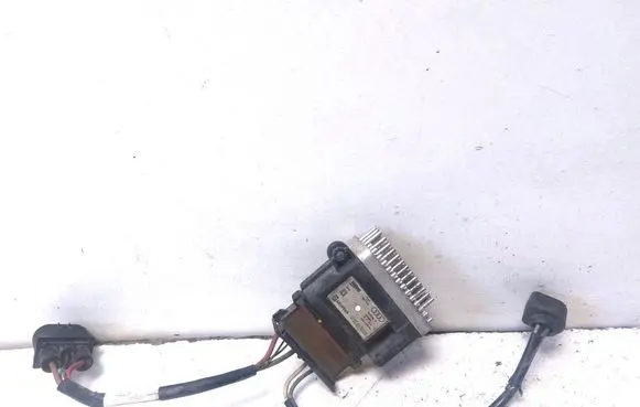 Audi A7 S7 4G Coolant fan relay 8K0959501E