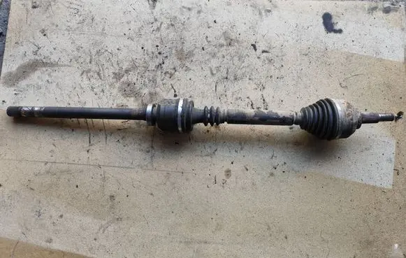 Front driveshaft