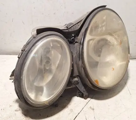 Mercedes-Benz E W211 Headlight/headlamp 15435900