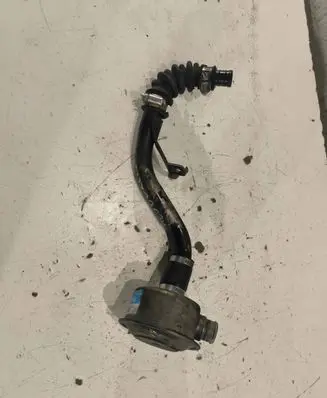 Chevrolet Suburban Breather valve 10137600