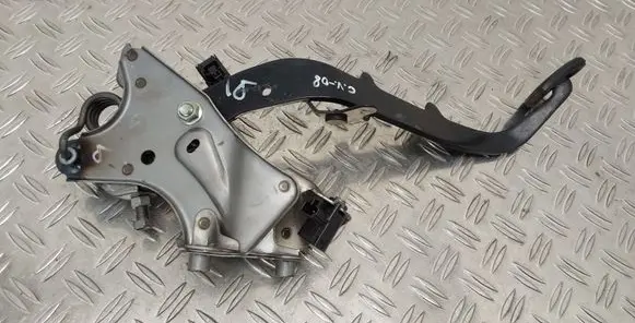 Clutch pedal