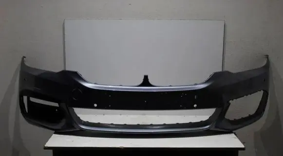 BMW 5 G30 G31 Front bumper 8064928 72758411 5111