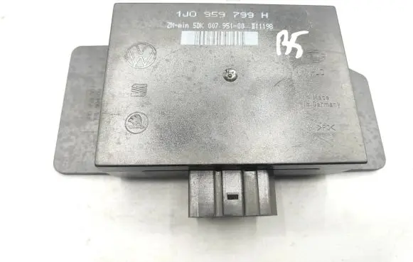 Volkswagen Golf IV Comfort/convenience module 1J0959799H 5DK00795101