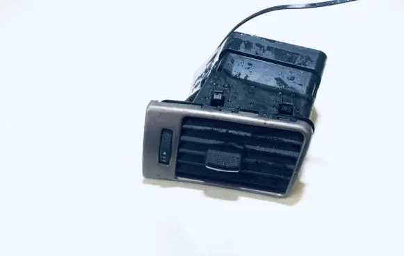 Audi A6 S6 C5 4B Dash center air vent grill 4b1820901