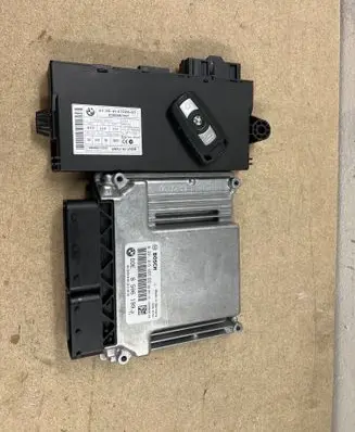 BMW 3 E90 E91 Engine ECU kit and lock set 9147226 8506199 5WK49513YBR