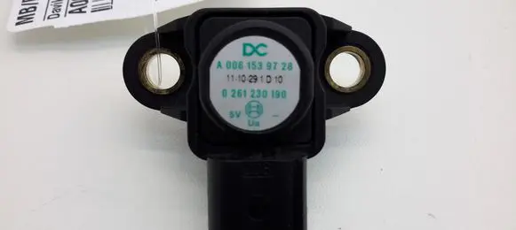 Mercedes-Benz B W246 W242 Air pressure sensor A0061539728