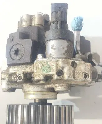 Opel Astra H Fuel injection high pressure pump 0445010086 8973279242