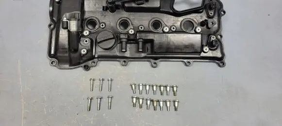 Lexus IS IV XE40 Rocker cam cover 