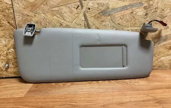 BMW 5 E60 E61 Sun visor 7066650