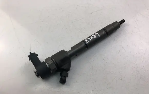 KIA Ceed Fuel injector 338002A900