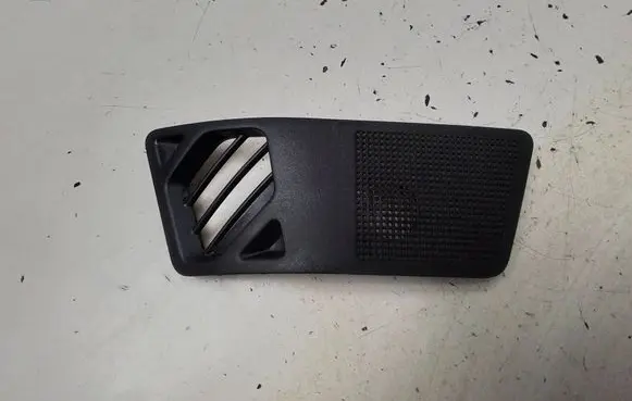 Nissan X-Trail T31 Subwoofer grill/trim P10520A75400 28170JG40A