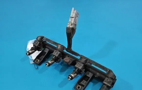 Peugeot 206 Fuel injector 0280156324 IMPRK1570385
