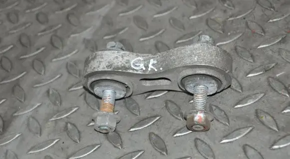 Tesla Model S Rear upper control arm/wishbone 600689900A