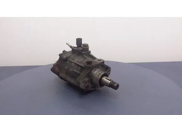 Toyota Avensis Verso Fuel injection high pressure pump 22100-27010