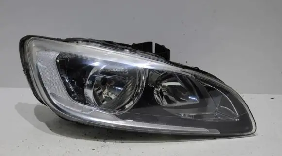 Volvo V60 Headlight/headlamp 31420270 89908930 89907121