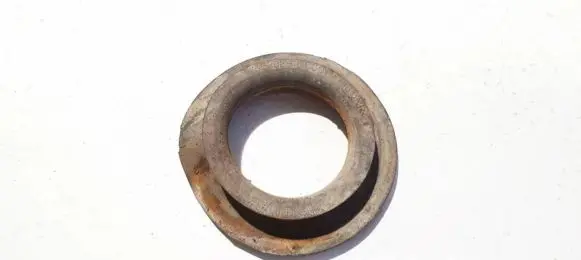 Hyundai Getz Front coil spring rubber mount 553321c000 55332-1c000
